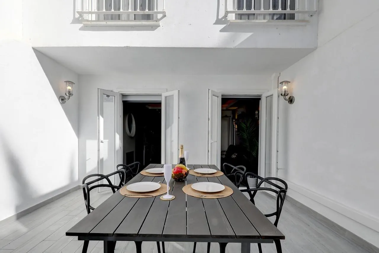One Bedroom Apartment Walking Distance To Puerto Banus Marbella Spain